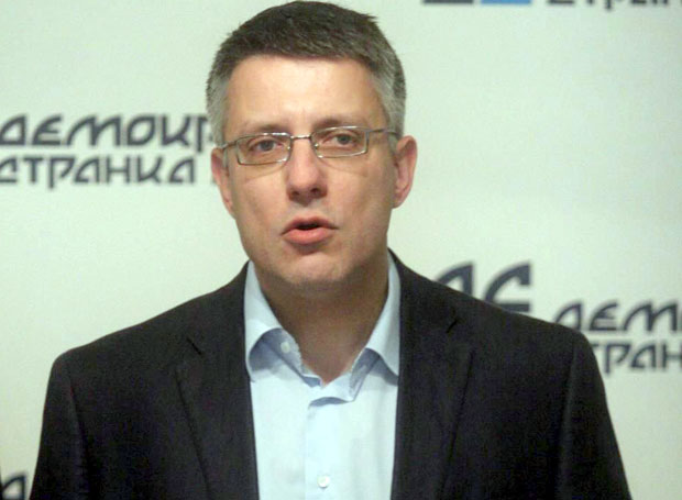 Поносни и на зачеље